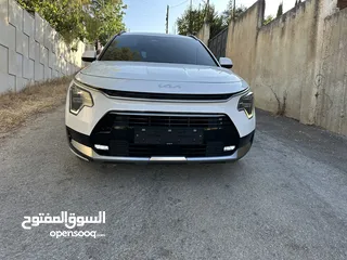  3 كيا نيرو  اضافات مميزة موجودة في الخليل