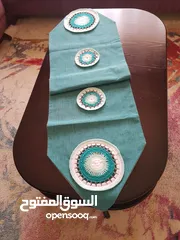  14 كوشنز كنب ووجه مخدات ومفارش للطاولات