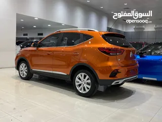  3 MG ZS 2024 (Orange)