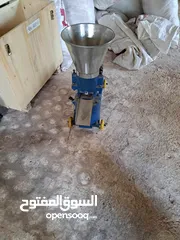  4 ماكنة تصنيع علف