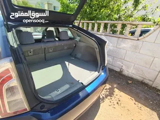  10 تويوتا بريوس هايبرد 2012 بحالة ممتازة