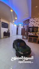  8 فيلا فاخرة  للبيع ..في ارقي منطقة الزرقاء الجديدة .. شارع المطاعم luxurious Villa for sale