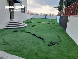  17 عشب صناعي (ترتان) وأشجار و ورد صناعي