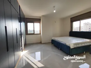  7 شقة جديدة سوبر ديلوكس – قيد الفرش النهائي للإيجار  عين منجد – رام الله