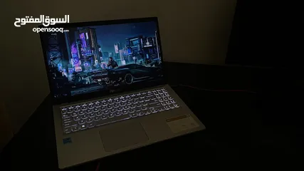  2 Laptop from asus   لابتوب من اسوس للبيع او البدل ب ايباد او ماك