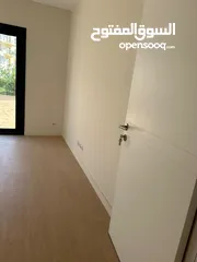  5 *Ground floor Apartment for Rent in
