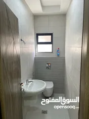  5 شقة للبيع عمان منطقة الجبيهة حي الديوان بالقرب من قصر الاميرة بسمه