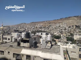  3 شقه عظم للبيع منطقه جميله وهادئه