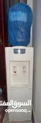  2 كولر ماء بحالة ممتازة ساخن وبارد