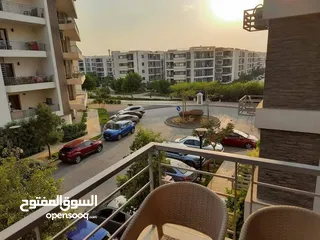  1 شقة للبيع بجوار سيتي سنتر الماظة في تاج سيتي علي طريق السويس - Taj City New Cairo