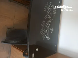  1 طاولة كمبيوتر