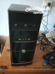  1 كمبيوتر i5-4460 مع كرت gt740 2gb بشغل العاب زي gta v