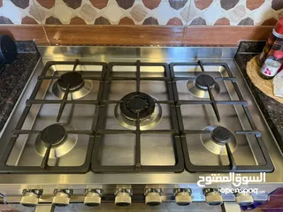  10 فرن غاز طباخ technogas للبيع بحالة ممتازة