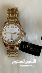  4 ساعة GUESS بسعر مغري ساعة غنية عن التعريف eye-catching / luxurious, stylish / fancy