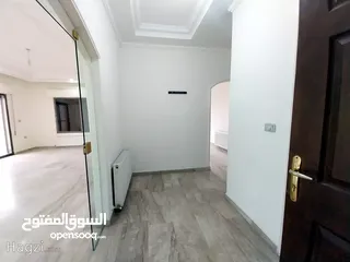  11 شقة للبيع في منطقة الرابيه ( Property ID : 31844 )