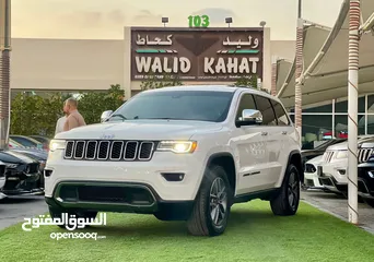  1 Jeep Grand Cherokee V6 2020