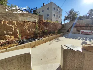  1 شقة ارضية جديده مع ساحه للايجار في سردا