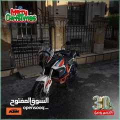  8 KTM معرض بنلي الزعيم