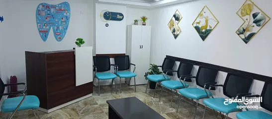  1 عيادة أسنان شبه جديدة للبيع بسعر مغري