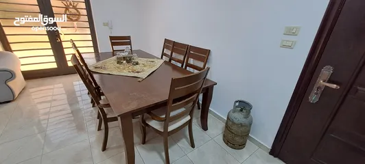  5 طاولة سفره 8 كراسي حجم كببر ممتازة