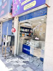  1 محل اجهزه خلويه واكسسواراتها للبيع بداعي السفر
