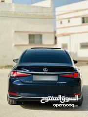  23 لكزس ES300 2019 ألترا فل كامل أعلى صنف لون كحلي غامق مميز للبيع