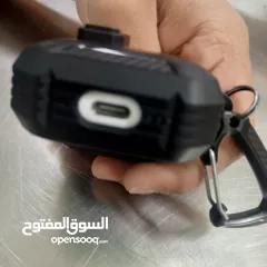  1 ايربودز 4 للبيع اصليه 100٪ مع المعاينه