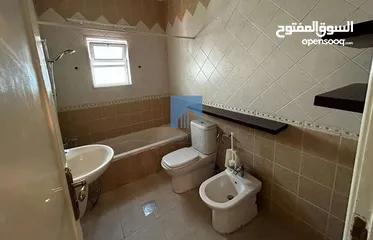  5 شقة مميزة للبيع في خلدا  - قرب العصرية طابق ثالث 180م تشطيب سوبر ديلوكس بسعر مغري