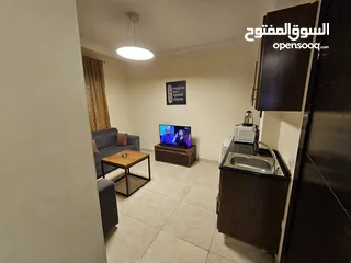 22 استوديوهات فندقيه مفروشه للاجار اليومي و الاسبوعي في قلب عمان منطقه هادئه و مخدومه قريبا من كل شيء