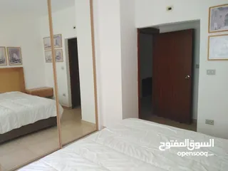  2 شقة للاجار طابق الاول في منطقة راقية