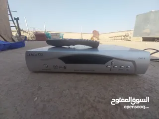  3 عشوائيات للبيع مع بعض بسعر رمزي