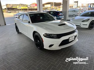  2 Dodge charger 2019 GT
