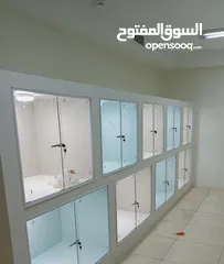  5 وتركيب السيكوريت والشور بوكس وجميع أعمال الزجاج والألمنيوم بجودة عالية"