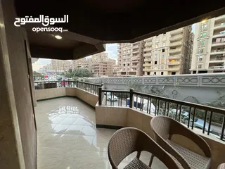  16 شقة للايجار مفروشة بالكامل اثاث فندقي تقع الشقة بموقع متميز بمدينة نصر