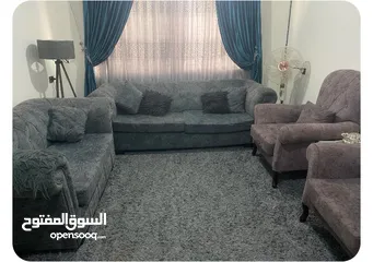  1 كنب حالك ممتازة