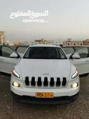  7 جيب شيروكي. Jeep cherokee 2016