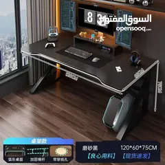  2 طاولة جيمينغ احترافية بتصميم عصري ومتين اختبر تجربة لعب مريحة ومنظمة
