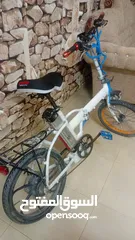  4 بسكليت كهربائيه مرتبه 36 فولت  مستعمله