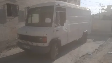  3 باص مرسيدس بنز شصي 711