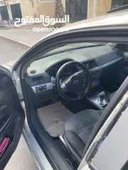  4 اوبل استرا