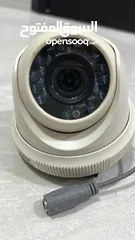  2 كاميرات المراقبة متكامل للبيع بحالة ممتازة/ Integrated surveillance cameras for sale in excellent co