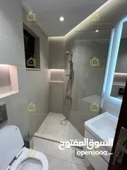  17 شقة مفروشة فاخرة ثالث مع روف جديد لم يسكن أرقى واجمل مناطق عبدون