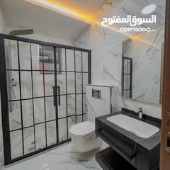  19 شقة فاخرة طابق اول مساحة 200م في اجمل مناطق شفا بدران الكوم 4 غرف نوم 2 ماستر بسعر مميز