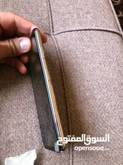  3 XS MAX 256 جيجا بحالة الوكالة