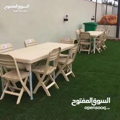  9 طاولة طوي خارجية وكراسي مناسبة للرحل