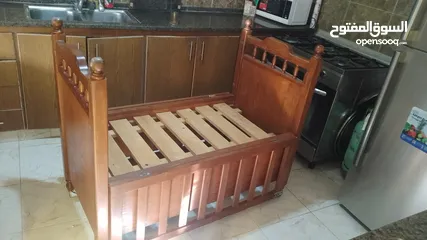  3 تخت (سرير ) اطفال