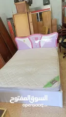  18 تخت مفرد ونص مع فرشه زنبركيه