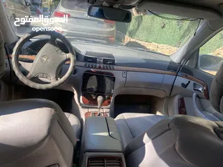  4 مارسيديس اس 320 غواصة