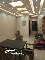  12 شقة مميزة للبيع