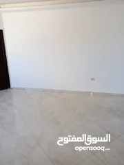  2 للبيع شقة مميزة في أبو نصير قرب نادي أبو نصير جديدة لم تسكن مع ترس خلفي 3 مداخل